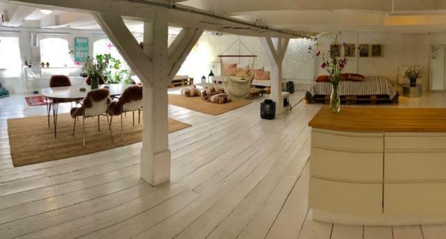 A Charming And Beautiful Oasis In The Heart Of Copenhagen Apartment Exterior photo